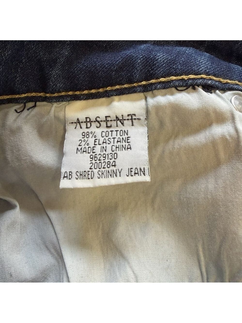 Absent Low Rise Jeans - Size 32 Tall/US 14T - Picture 9 of 9